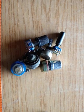 Lote componentes eléctricos y electrónicos