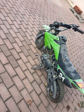 Moto 4 tiempos Enduro/Motocross Verde
