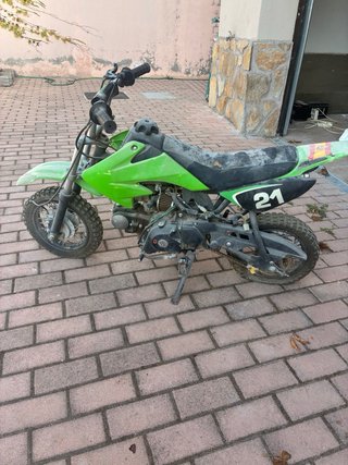 Moto 4 tiempos Enduro/Motocross Verde