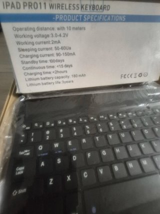 Funda con teclado para iPod 11