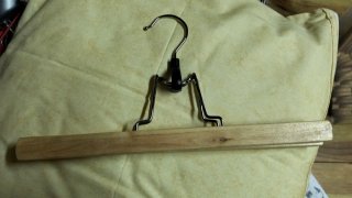 Perchas de madera para niños