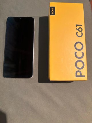 Poco C61 Caja y Teléfono