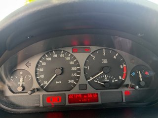 BMW  Serie 3 2003