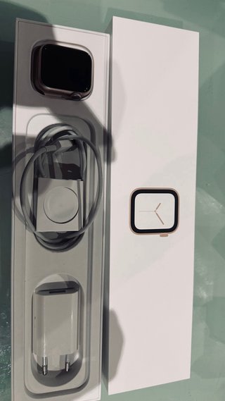 Apple Watch Series 4 Oro Rosa