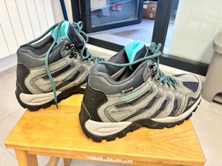 Botas montaña Hi-Tec Waterproof mujer Talla 40