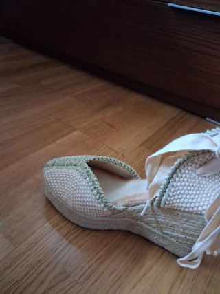 Cuñas altas beige