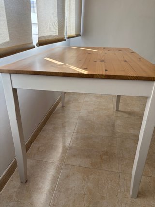 Tavolo da cucina Ikea in legno e metallo