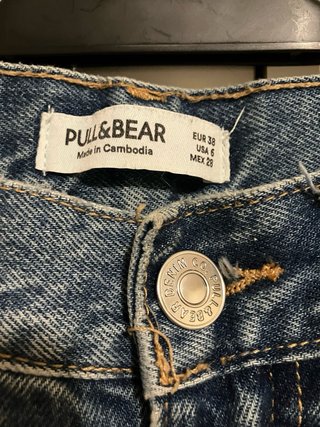 Pantalones vaqueros altos rotos