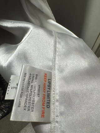 Vestido fiesta pedrería estampado