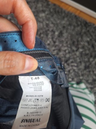 Traje azul