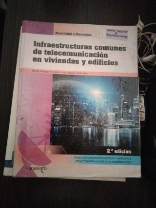 Libros 1°grado de telecomunicaciones