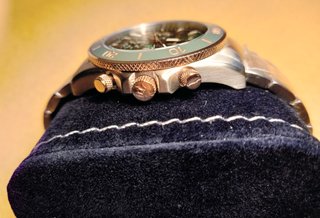 Reloj Maserati nuevo, oro rosado y verde