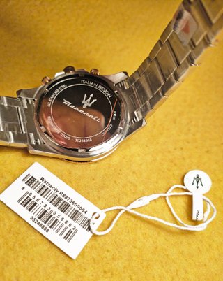 Reloj Maserati nuevo, oro rosado y verde
