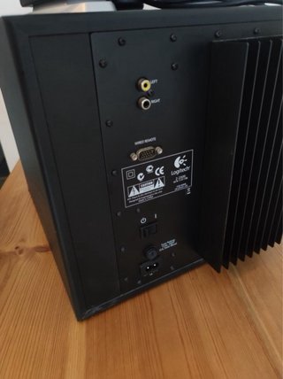 Altavoces Logitech Z-2300