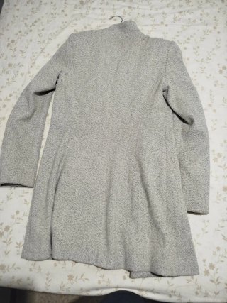 Abrigo fino gris Zara