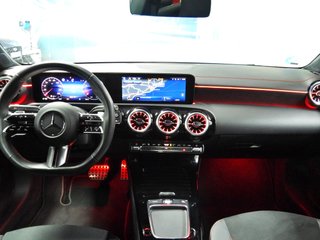 Mercedes-Benz Clase CLA 2024
