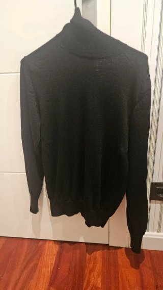 Lote de 10 camisas y 5 jerséis Gant,scalpers, etc