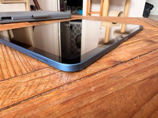 iPad 10a gen 64GB blu + tastiera Logitech