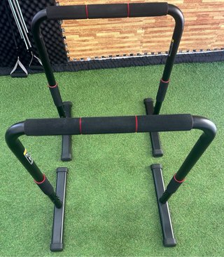 Barras paralelas entrenamiento En perfecto estado