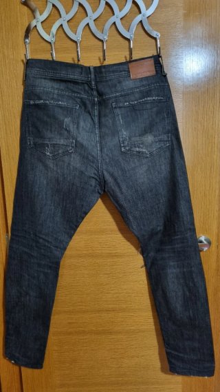 Pantalón vaquero ZARA negro Talla M