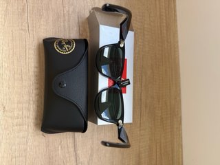 Gafas de sol Ray-Ban negras