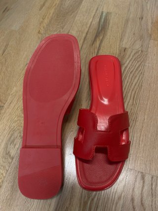 Sandalias planas rojas
