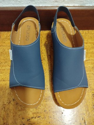 Sandalias cómodas azul marino y marrón talla 40