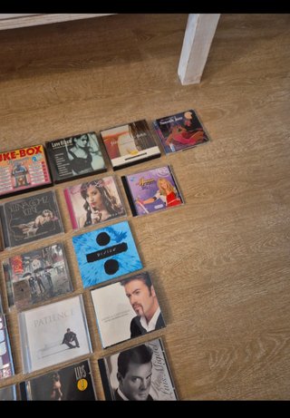 Lote de CDs de Música Variada