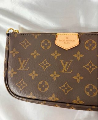 Pochette Louis Vuitton Marrón