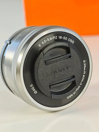NUEVA Sony ZV-E10 Kit Cámara Mirrorless Blanca