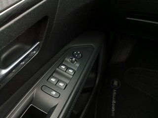 Peugeot 3008 Hybrid 225 e-EAT8 Allure Pack