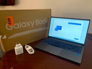 Samsung Galaxy Book4 Grigio/Argento