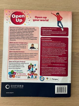 3 libros inglés 4 primaria. Open Up + Big Bright