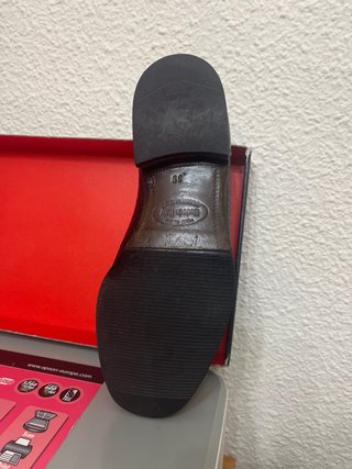 Zapato de piel Pecary para hombre, casi nuevo