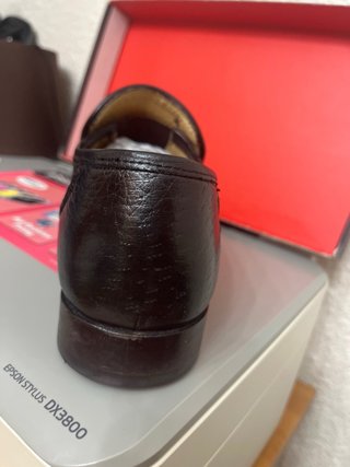 Zapato de piel Pecary para hombre, casi nuevo