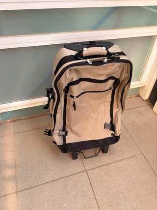 Maleta mochila con ruedas y asa telescópica