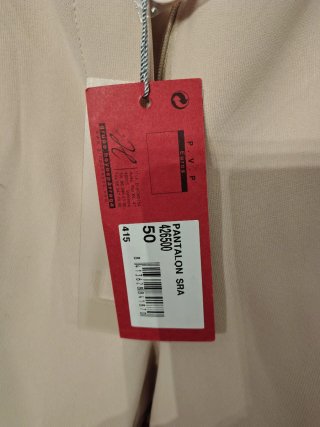 Pantalón beige talla 50