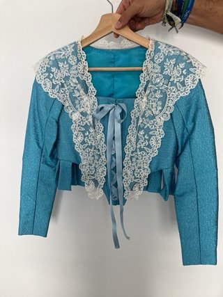 Traje Fallera, corpiño de manga larga y Cancan