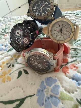 Reloj Calgary Negro y Plateado