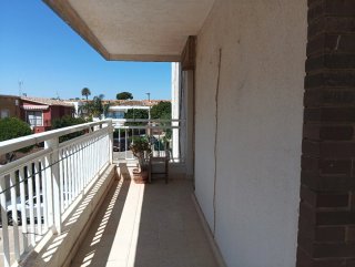 Se vende casa en los alcázares