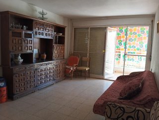 Se vende casa en los alcázares