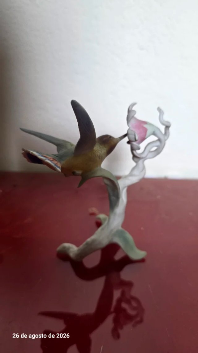 Figura Colibrí Porcelana Alemana Kaiser