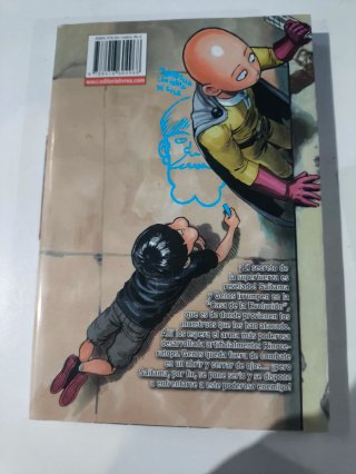 Mangas N°1 y N°2 de One punch Man