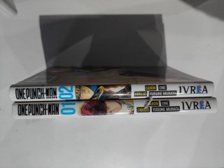 Mangas N°1 y N°2 de One punch Man