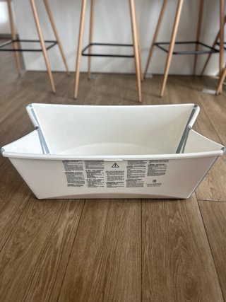 Bañera Stokke con reductor