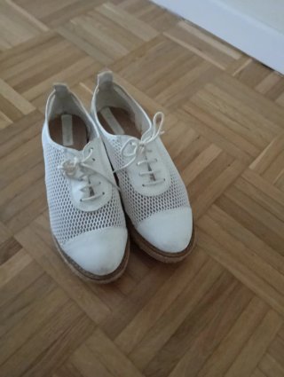 Zapatos Blucher Blancos Calados