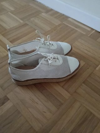 Zapatos Blucher Blancos Calados