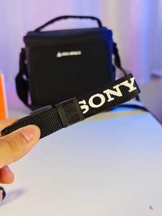 COMO NUEVA Sony ZV-E10K Cámara Mirrorless Kit