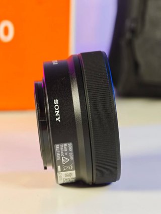 COMO NUEVA Sony ZV-E10K Cámara Mirrorless Kit