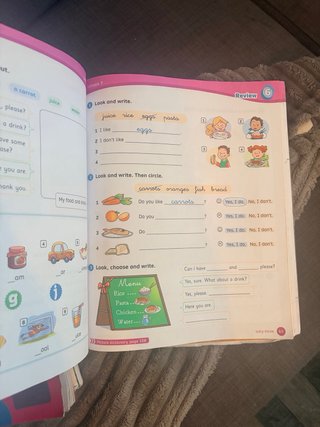 Libro primaria team up activity book